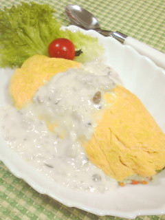 チキンピラフで~白のオムライス~-レシピのメイン写真