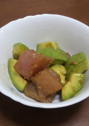 マグロとアボカド漬け☆丼でもイイよッ♪-レシピのメイン写真