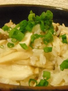 バター香る♪簡単洋風炊き込みご飯-レシピのメイン写真