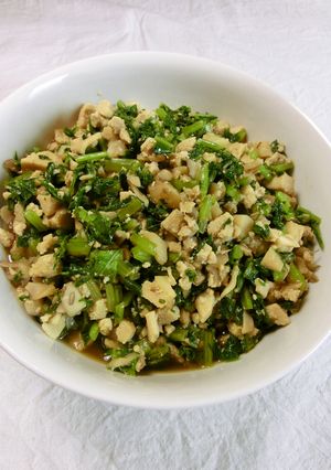 凍み豆腐（高野豆腐）大根葉のそぼろ丼の具-レシピのメイン写真