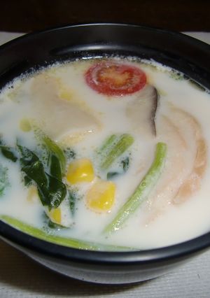 車麩の豆乳バター風味味噌スープ-レシピのメイン写真