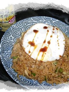 市販の焼きそばで簡単ソバメシ-レシピのメイン写真