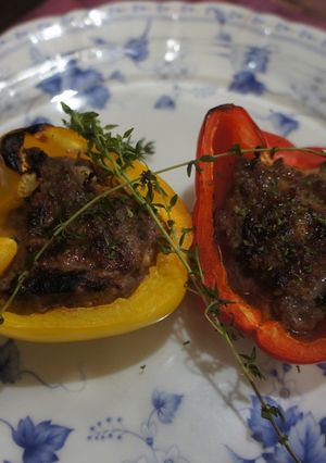 彩り鮮やか栄養満点♪パプリカの肉詰め-レシピのメイン写真