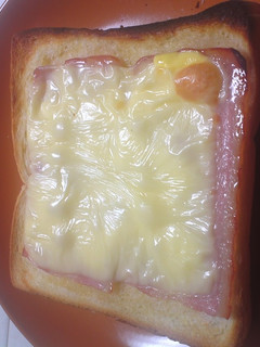 簡単☆ベーマヨチーズ食パン-レシピのメイン写真