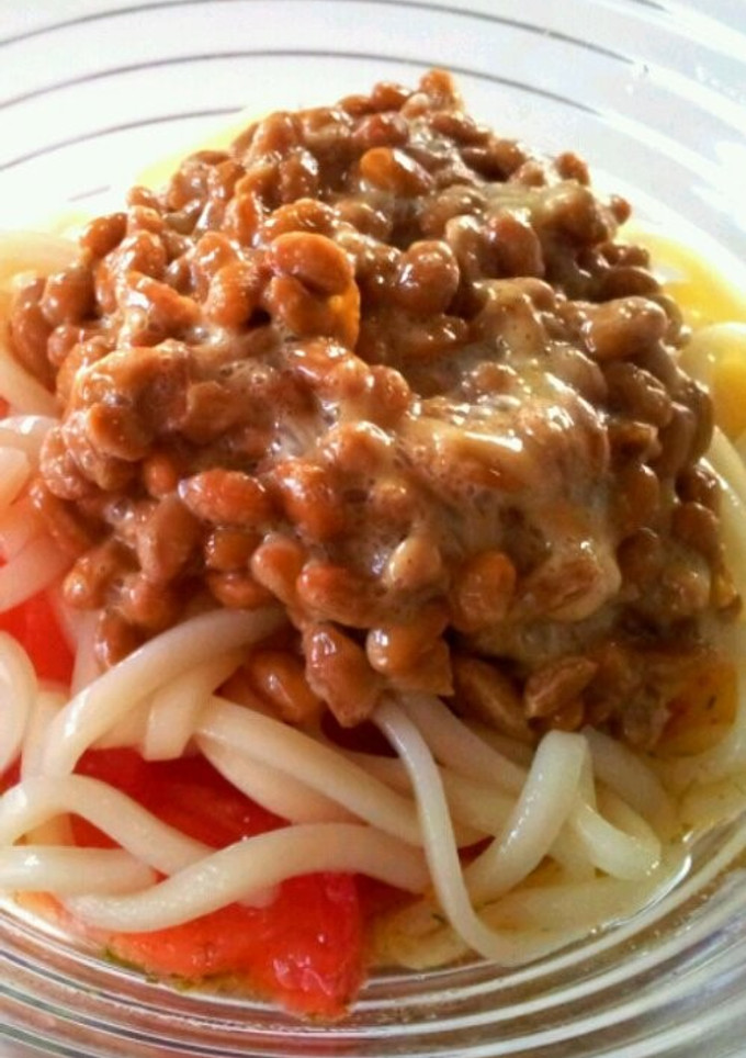 納豆とまとうどん★柚子胡椒風味-レシピのメイン写真