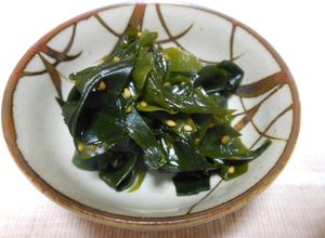 塩ワカメの胡麻油炒め…お弁当にお薦め！-レシピのメイン写真