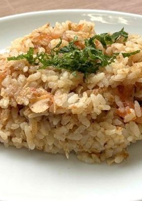 トマト丸ごと！トマトとツナの炊き込みご飯-レシピのメイン写真