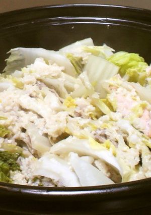 豚肉と白菜の塩麹鍋（鮭プラス）-レシピのメイン写真