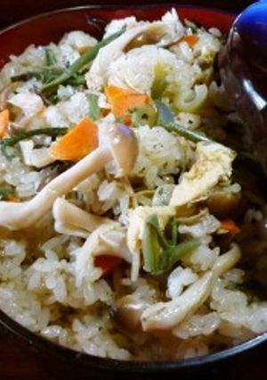 簡単・新米で炊き込み山菜おこわ-レシピのメイン写真