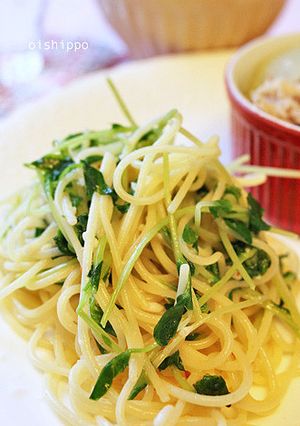 塩麹で豆苗パスタ-レシピのメイン写真