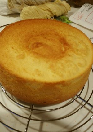しっとりふわふわスポンジケーキ 共立て-レシピのメイン写真