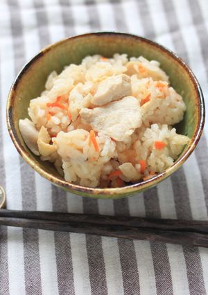 塩麹鶏と柚子胡椒と野菜の炊き込みご飯。-レシピのメイン写真