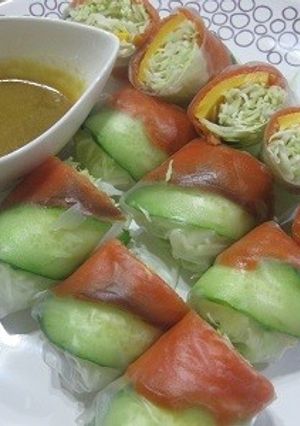 スモークサーモンとチーズの生春巻き-レシピのメイン写真