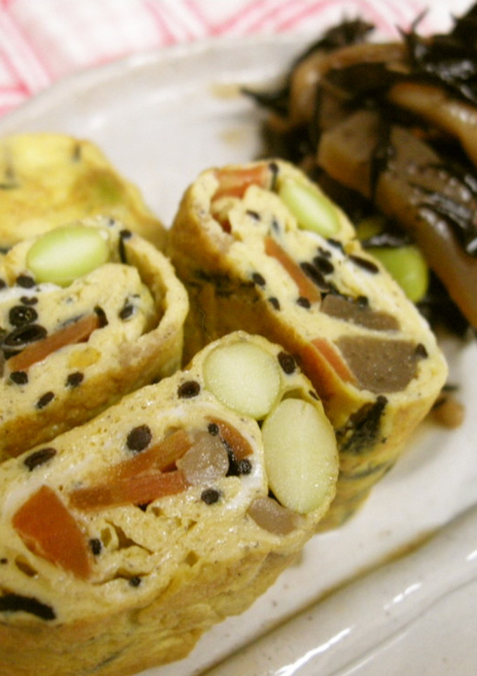 お弁当のおかず◆残り物のひじき煮で卵焼き-レシピのメイン写真