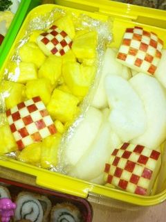 りんごの飾り切り♪-レシピのメイン写真