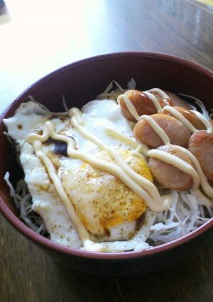 簡単！ランチに目玉焼き丼-レシピのメイン写真