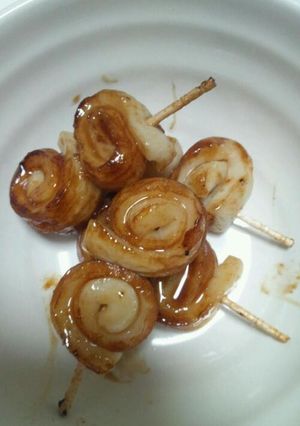 簡単！焼き肉のタレで竹輪のくるくる巻き♪-レシピのメイン写真