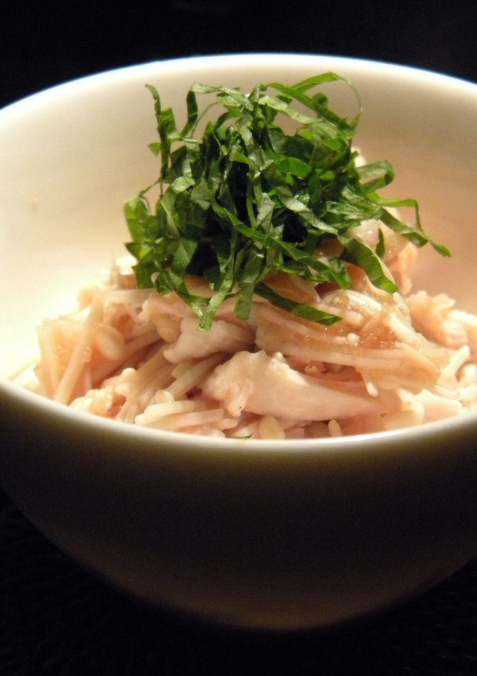 レンジで作る・蒸し鶏と榎茸の明太子和え-レシピのメイン写真