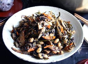 じんわり。【ひじきと大豆、昆布の炒り煮】-レシピのメイン写真
