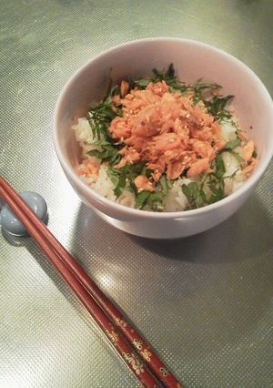 パパッと食べたい大葉シャケ丼-レシピのメイン写真