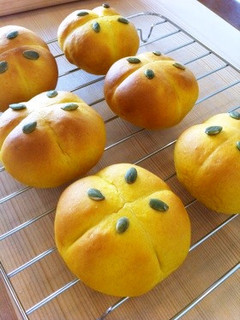 かぼちゃあんパン☆クリチ入り-レシピのメイン写真