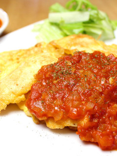 簡単♪鶏ささみのピカタ★トマトソース添え-レシピのメイン写真
