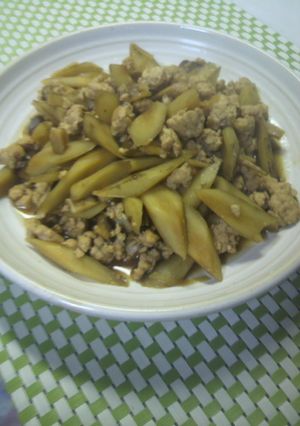 ごぼうと鶏ひき肉炒め煮-レシピのメイン写真