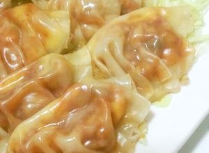材料４つ★納豆キムチの餃子包み焼き-レシピのメイン写真