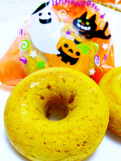 ハロウィンにどうぞ♪かぼちゃ焼きドーナツ-レシピのメイン写真