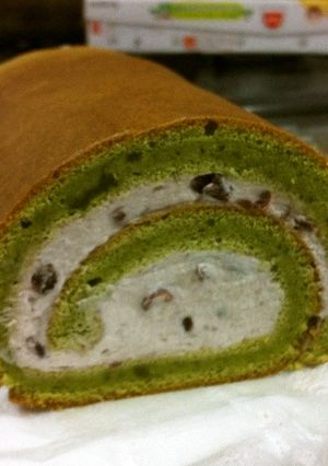 抹茶と小豆のロールケーキ（シフォン生地）-レシピのメイン写真