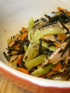 野菜もたっぷり♪ひじきのベーコン炒め-レシピのメイン写真
