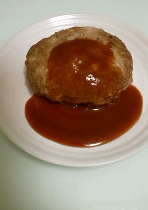 簡単*レンジでチーズinハンバーグ-レシピのメイン写真