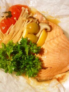 食欲の秋♪秋鮭とキノコの包み蒸し♪-レシピのメイン写真