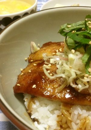 イワシのかば焼丼(゜))<<-レシピのメイン写真