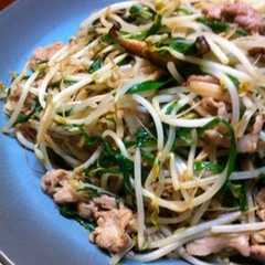 รูปของ 10分で作る超簡単☆豚肉のニラもやし炒め