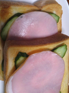 我が家の朝御飯の定番★ハムトースト-レシピのメイン写真