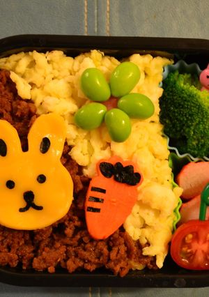 簡単キャラ弁☆うさぎちゃん♪-レシピのメイン写真