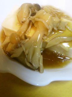 たっぷりキノコあんかけの温やっこ-レシピのメイン写真