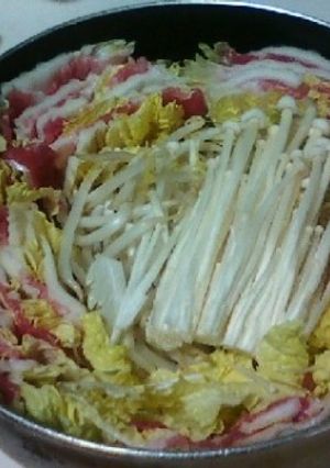 簡単☆白菜と豚肉のお鍋で蒸し料理-レシピのメイン写真