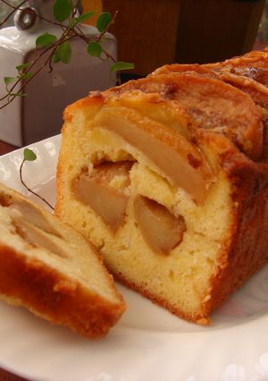 リンゴのバルサミコ煮をバターケーキに-レシピのメイン写真
