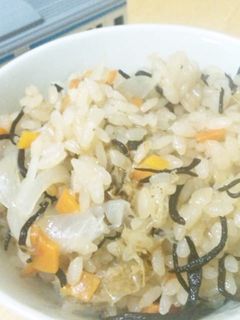 簡単 炊飯器でひじきの炊き込みご飯♪-レシピのメイン写真