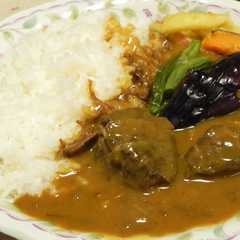 รูปของ カレーパウダーで作る自家製ビーフカレー