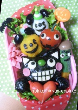 ハロウィン＊キャラ弁＊ﾆﾋﾋ黒猫ちゃん-レシピのメイン写真