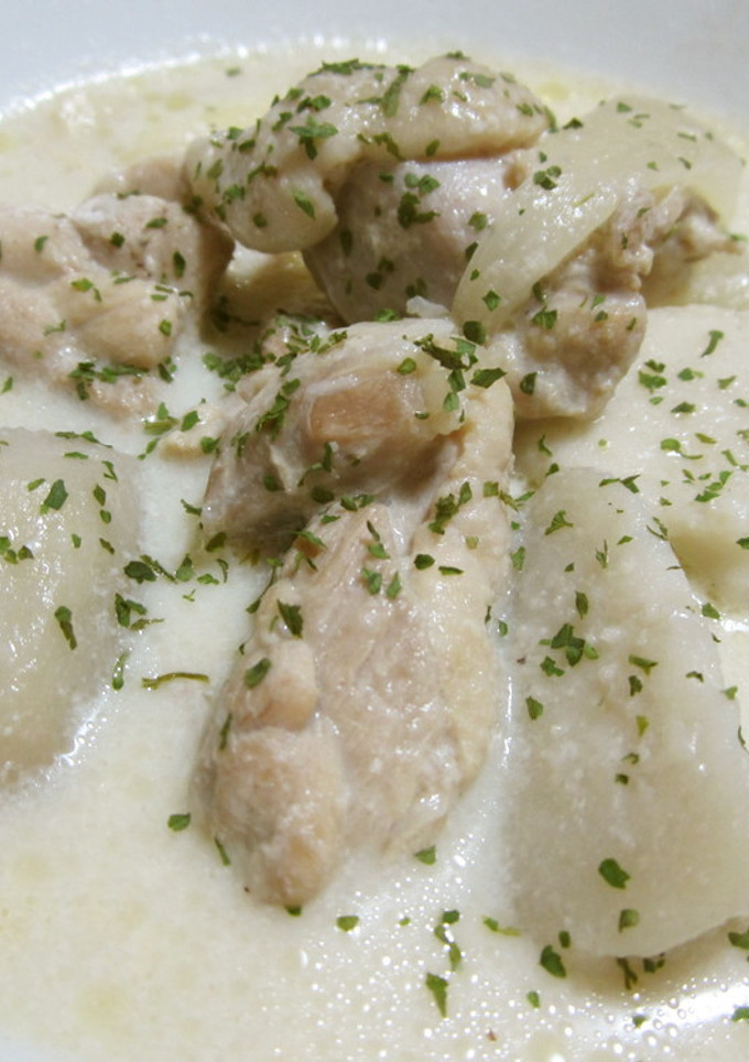鶏もも肉と里芋のとろっとろ豆乳スープ-レシピのメイン写真