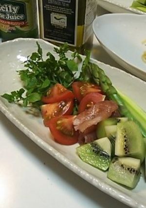 クレソンキウイ前菜風-レシピのメイン写真