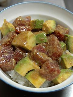 簡単マグロとアボカドの漬け丼-レシピのメイン写真