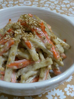 栄養満点*胡麻たっぷりごぼうサラダ-レシピのメイン写真