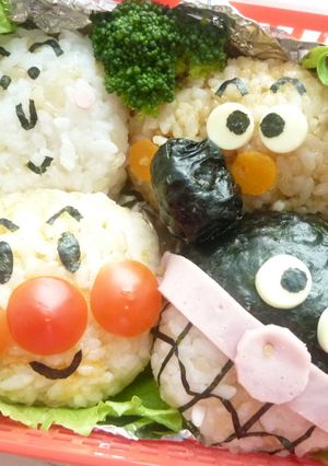 みんな大喜び♡アンパンマンおむすび-レシピのメイン写真