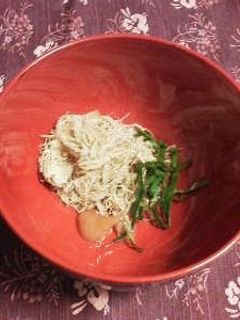 【大葉とろろ昆布梅肉のおすまし】-レシピのメイン写真