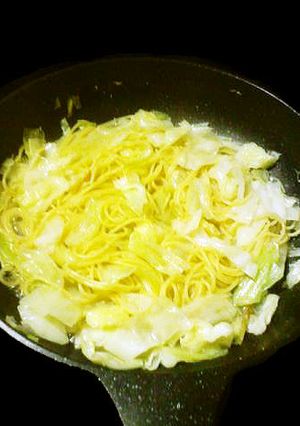 フライパンひとつでキャベツのパスタ♪-レシピのメイン写真